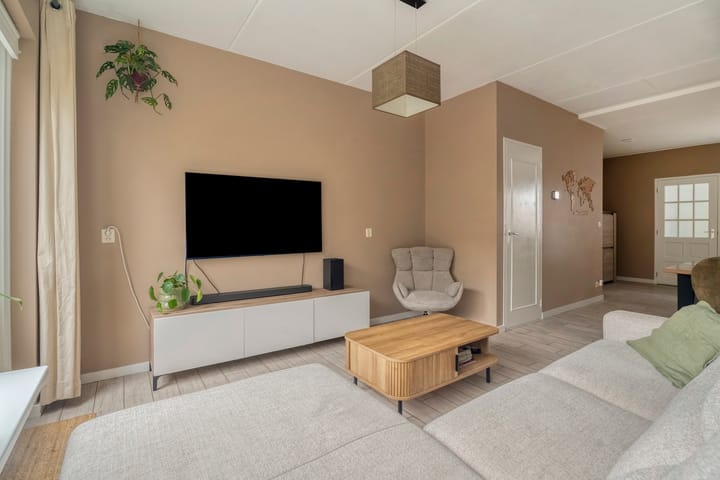 Foto 12 van Jongkindhoek 28