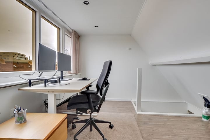 Foto 32 van Luit Blomstraat 37