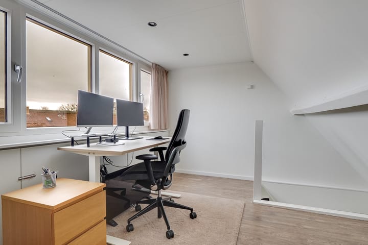 Foto 33 van Luit Blomstraat 37