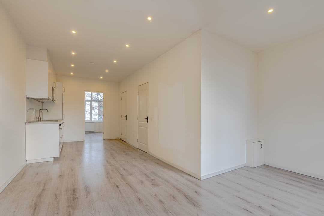 Foto 2 van Oostvoornsestraat 15-A