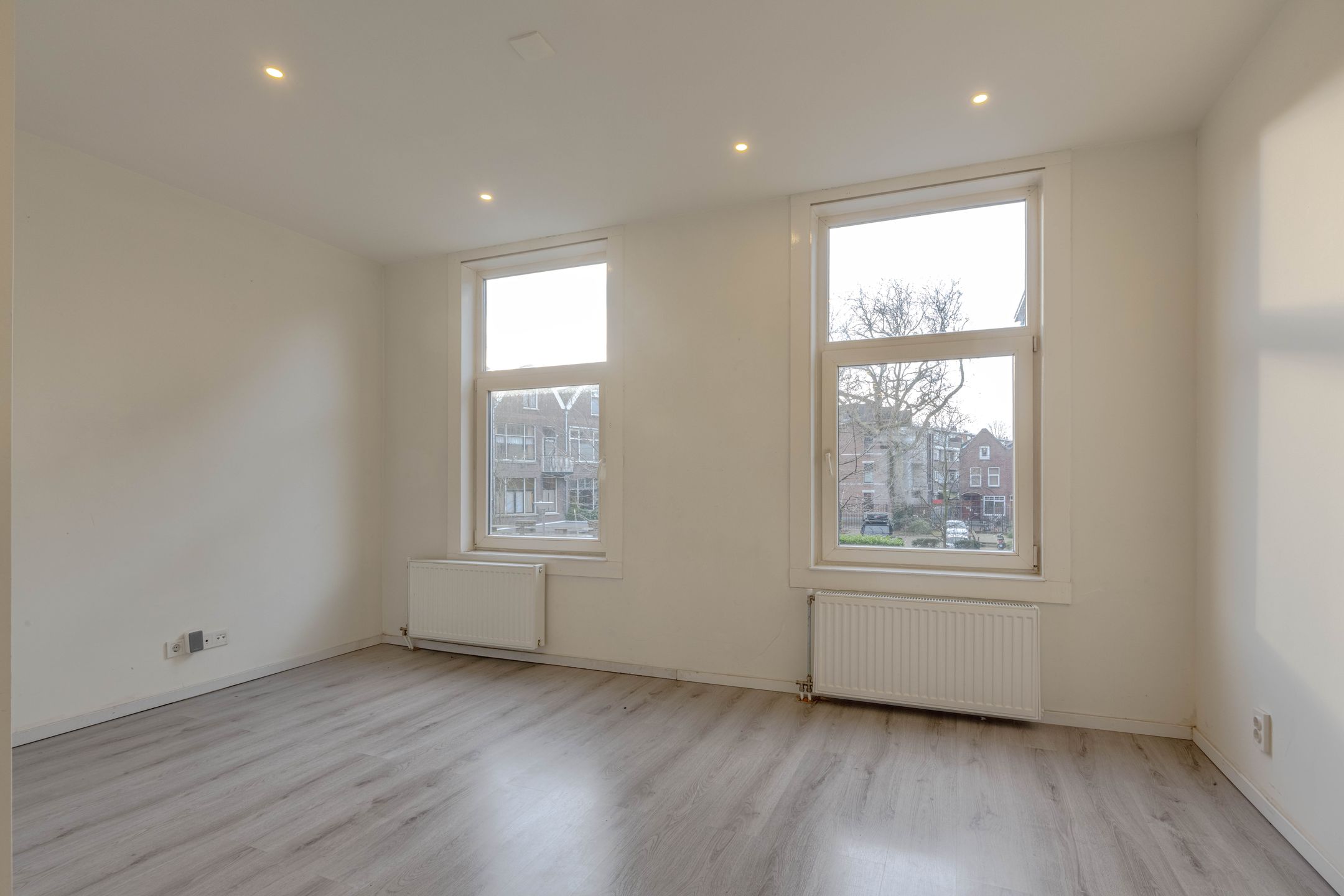 Foto 9 van Oostvoornsestraat 15-A