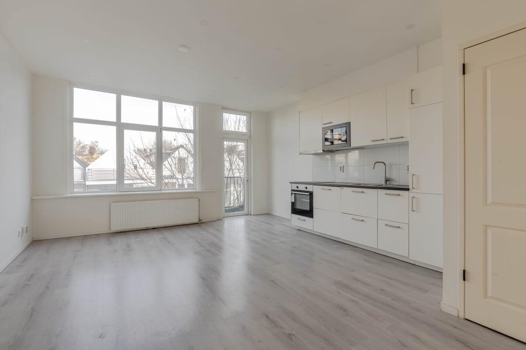 Foto 22 van Oostvoornsestraat 15-A