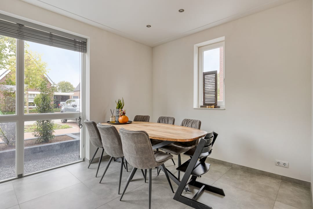 Foto 8 van Toon van den Bornestraat 8-C