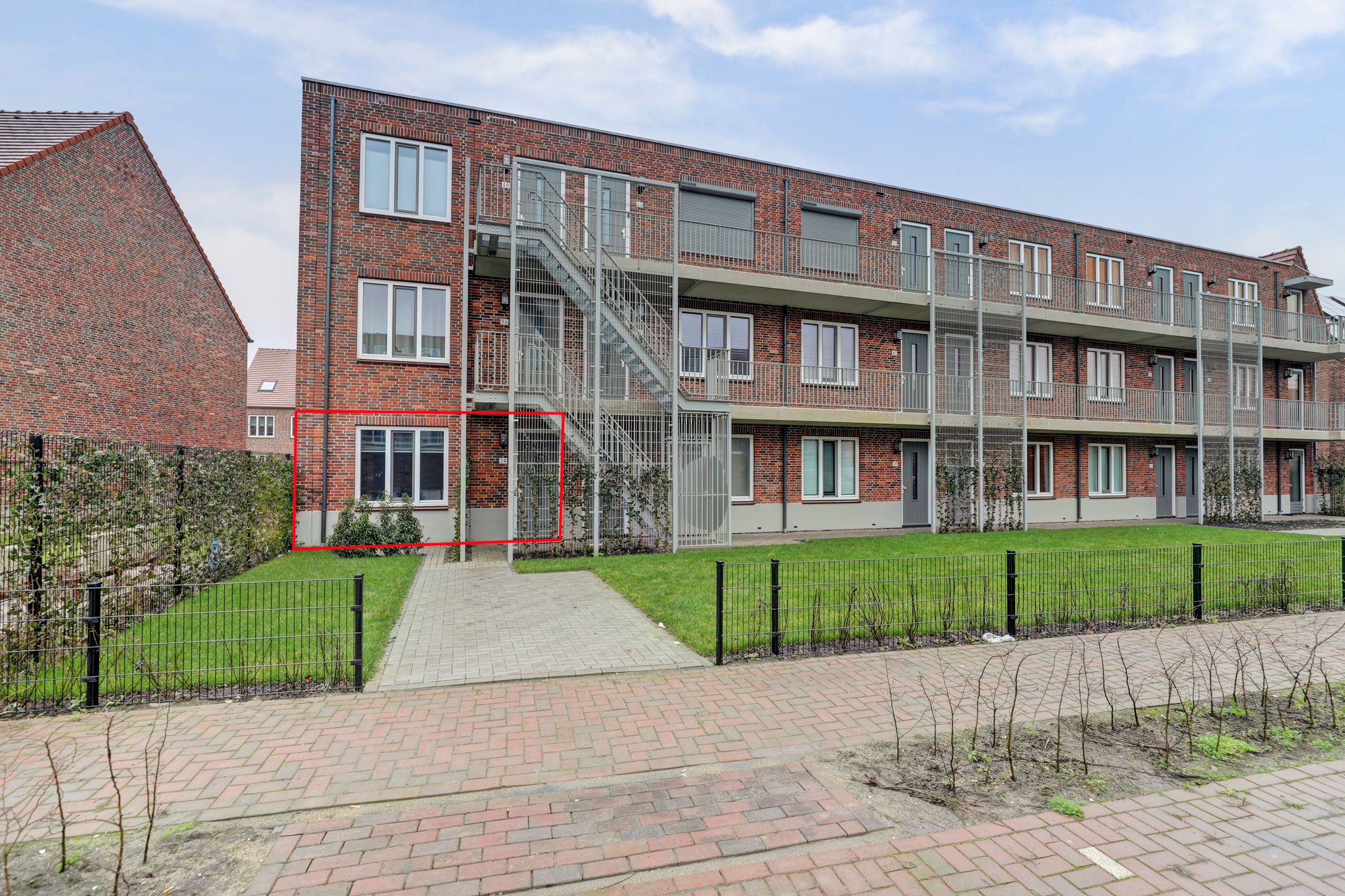 Photo 6 of Notenhout 24