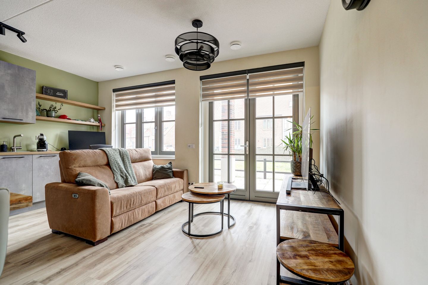 Photo 10 of Notenhout 24