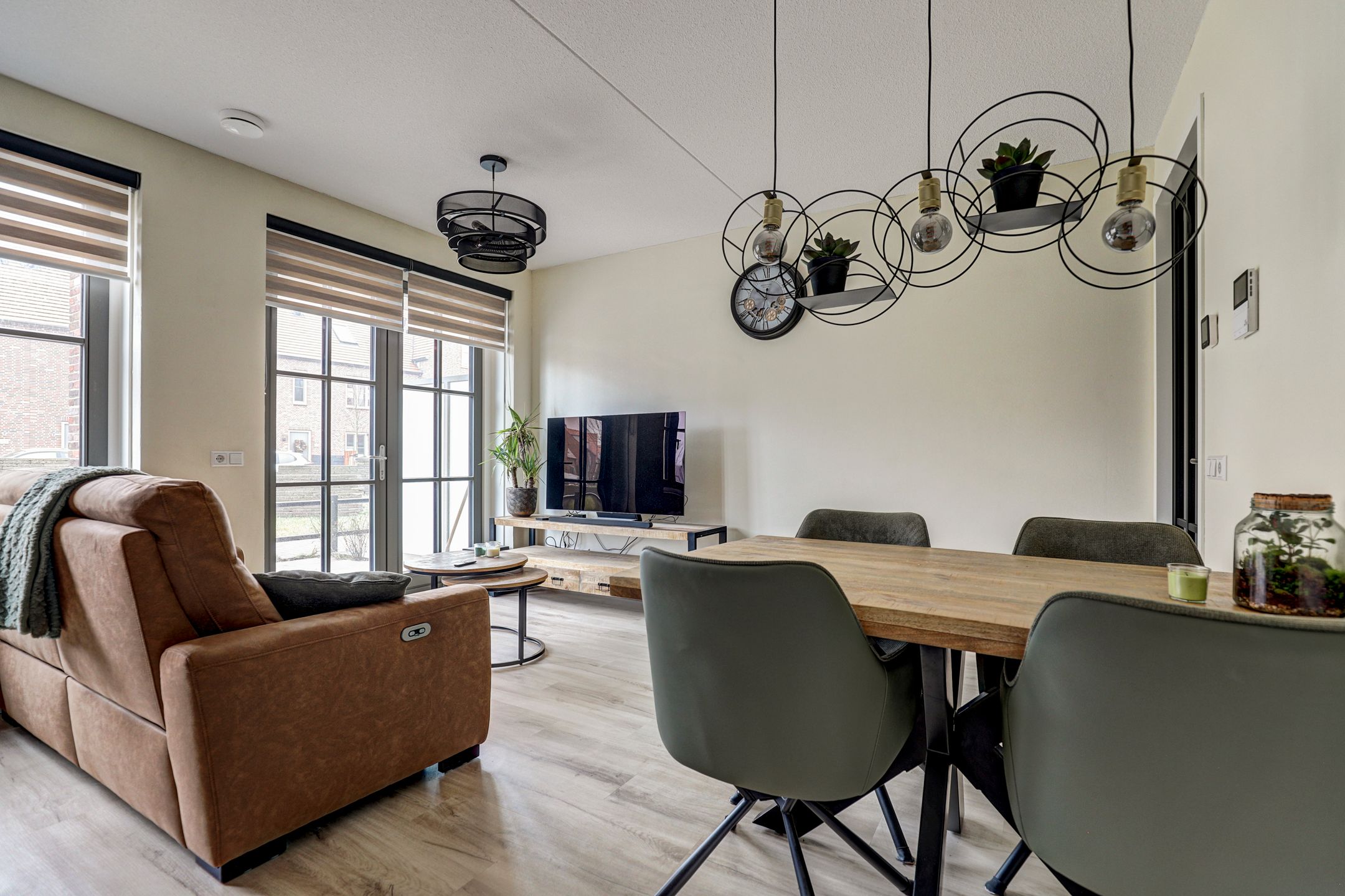 Photo 12 of Notenhout 24