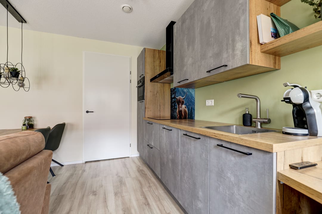 Photo 16 of Notenhout 24