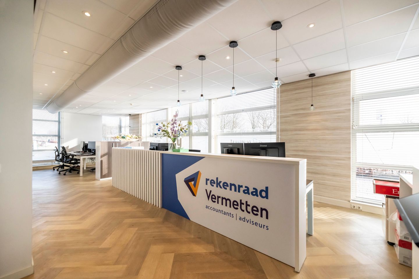 View photo 3 of Bredaseweg 107