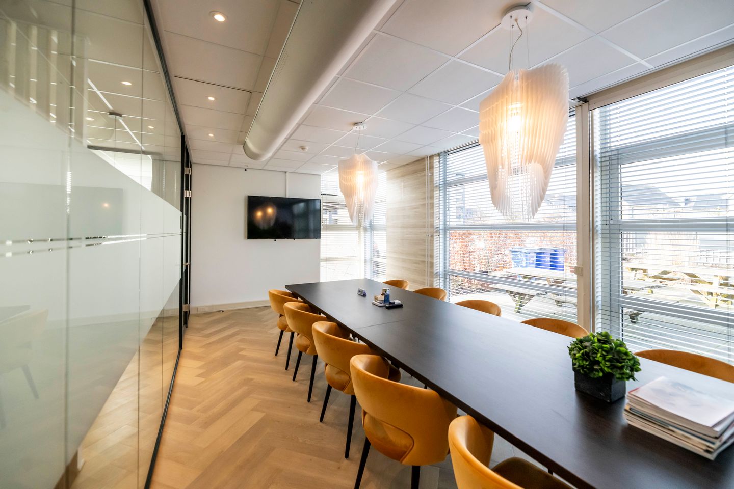 View photo 5 of Bredaseweg 107