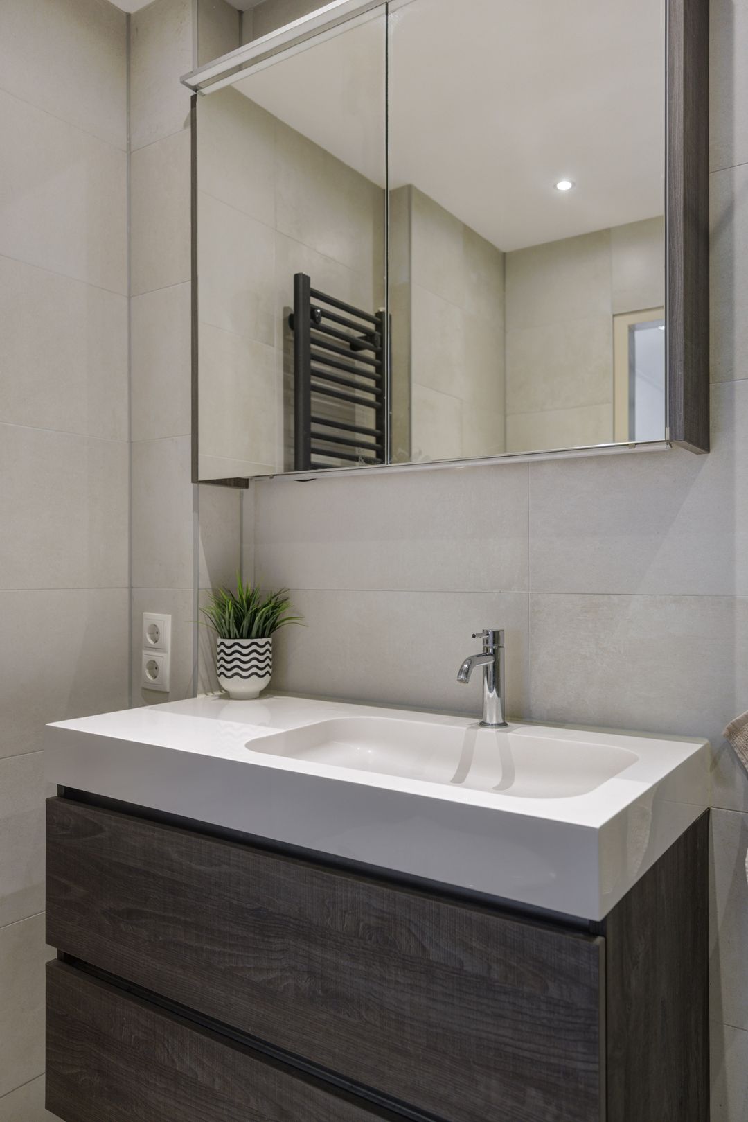 Foto 28 van Adelaar 111