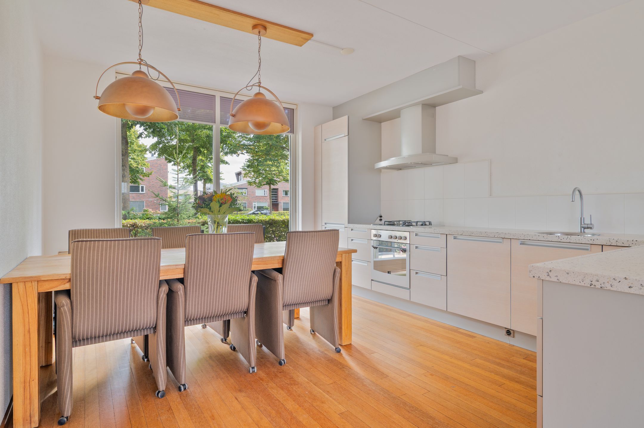 Photo 6 of Leonard Springerlaan 430