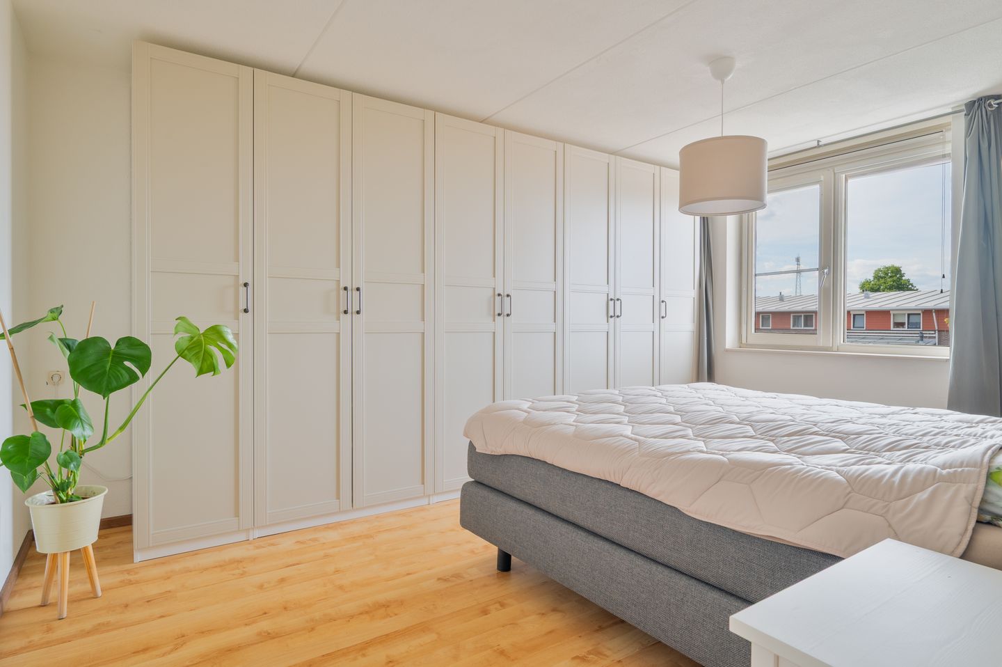 Photo 10 of Leonard Springerlaan 430