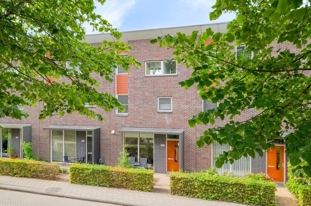 Photo 2 of Leonard Springerlaan 430