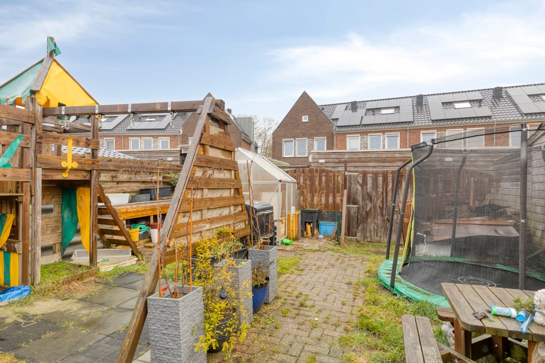 Photo 32 of Kostverloren 17