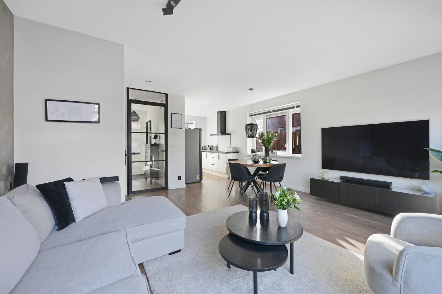 Photo 10 of Francis Picabiastraat 71