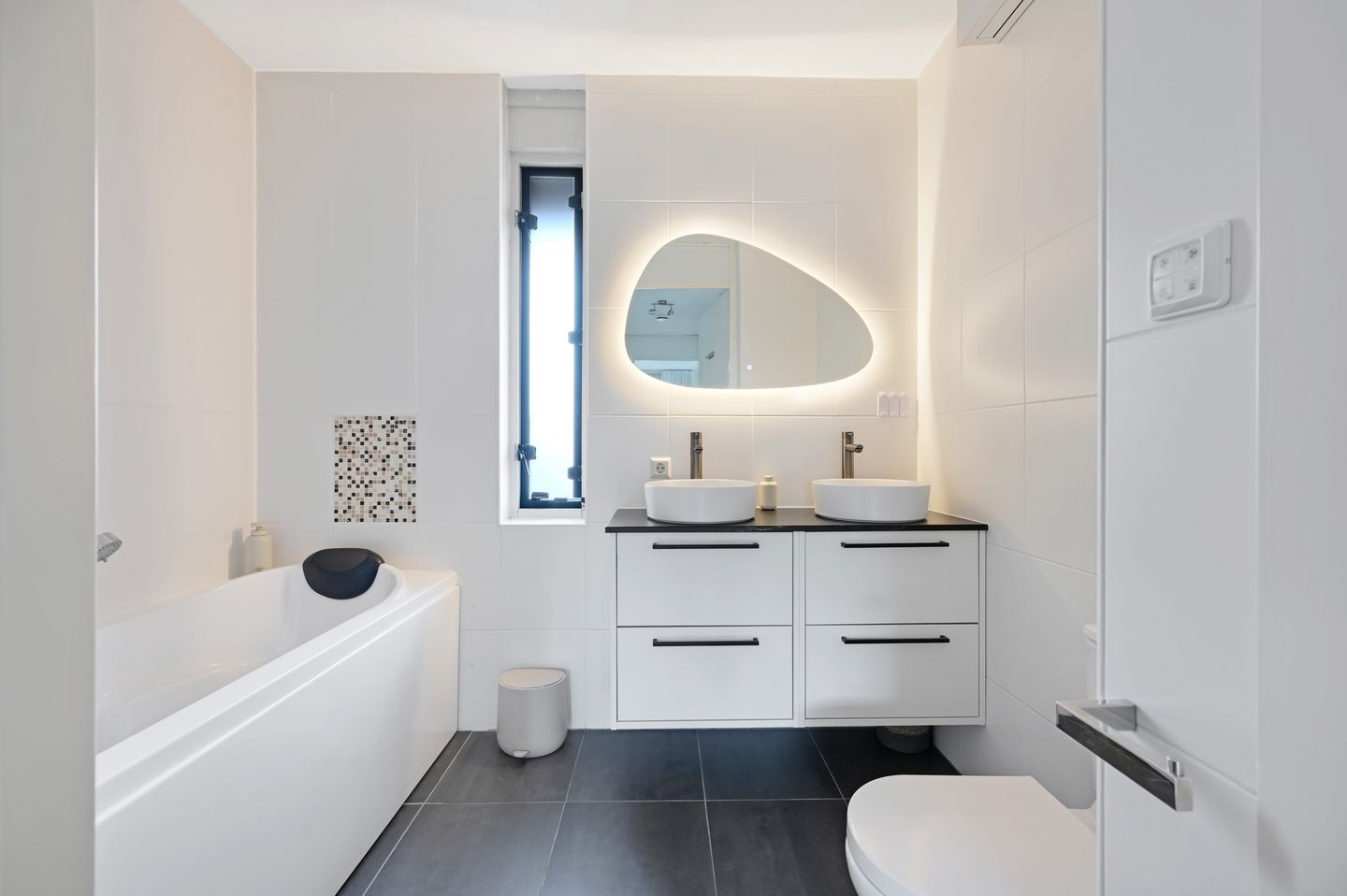 Photo 25 of Francis Picabiastraat 71