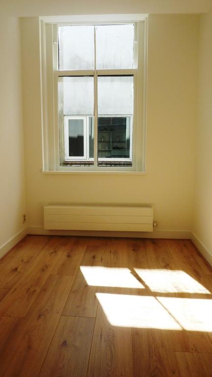 Photo 12 of Breestraat 143-A