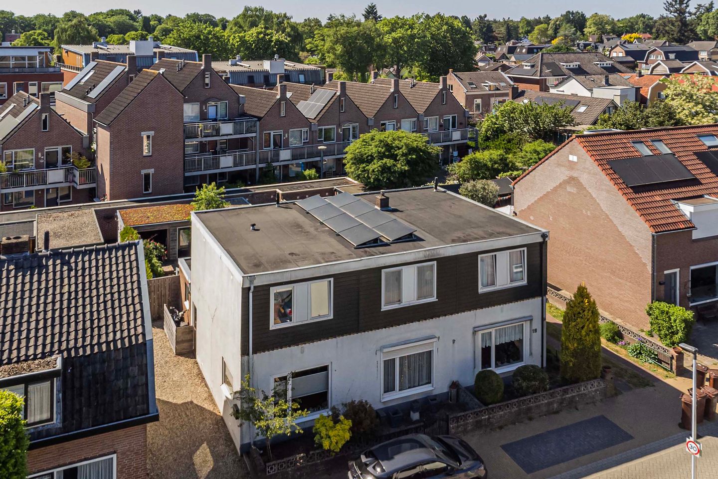 Foto 25 van van Bennekomweg 17-A