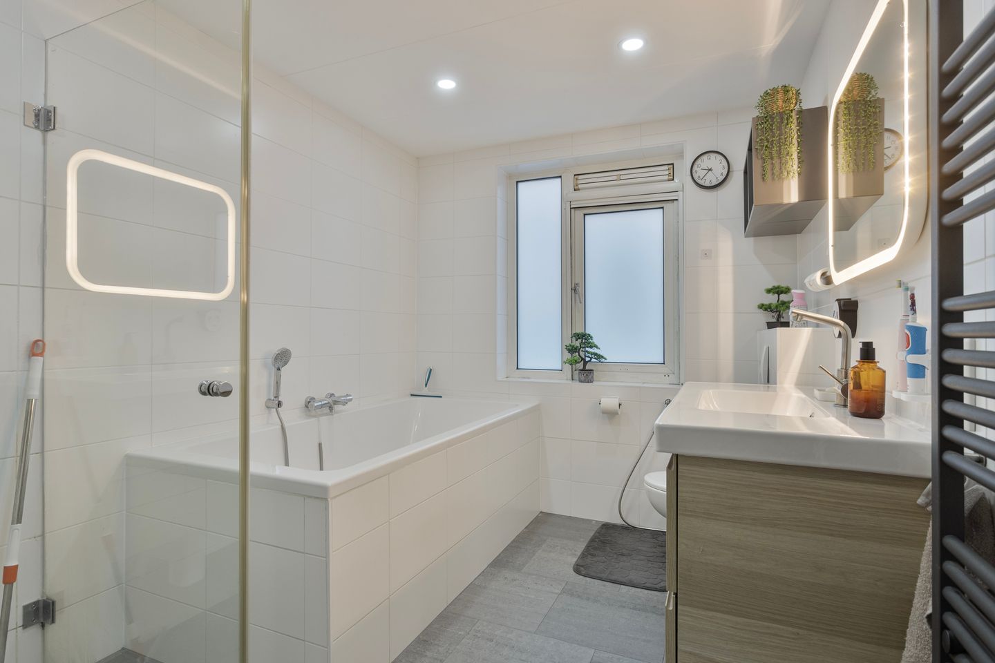 Photo 14 of Normahof 6