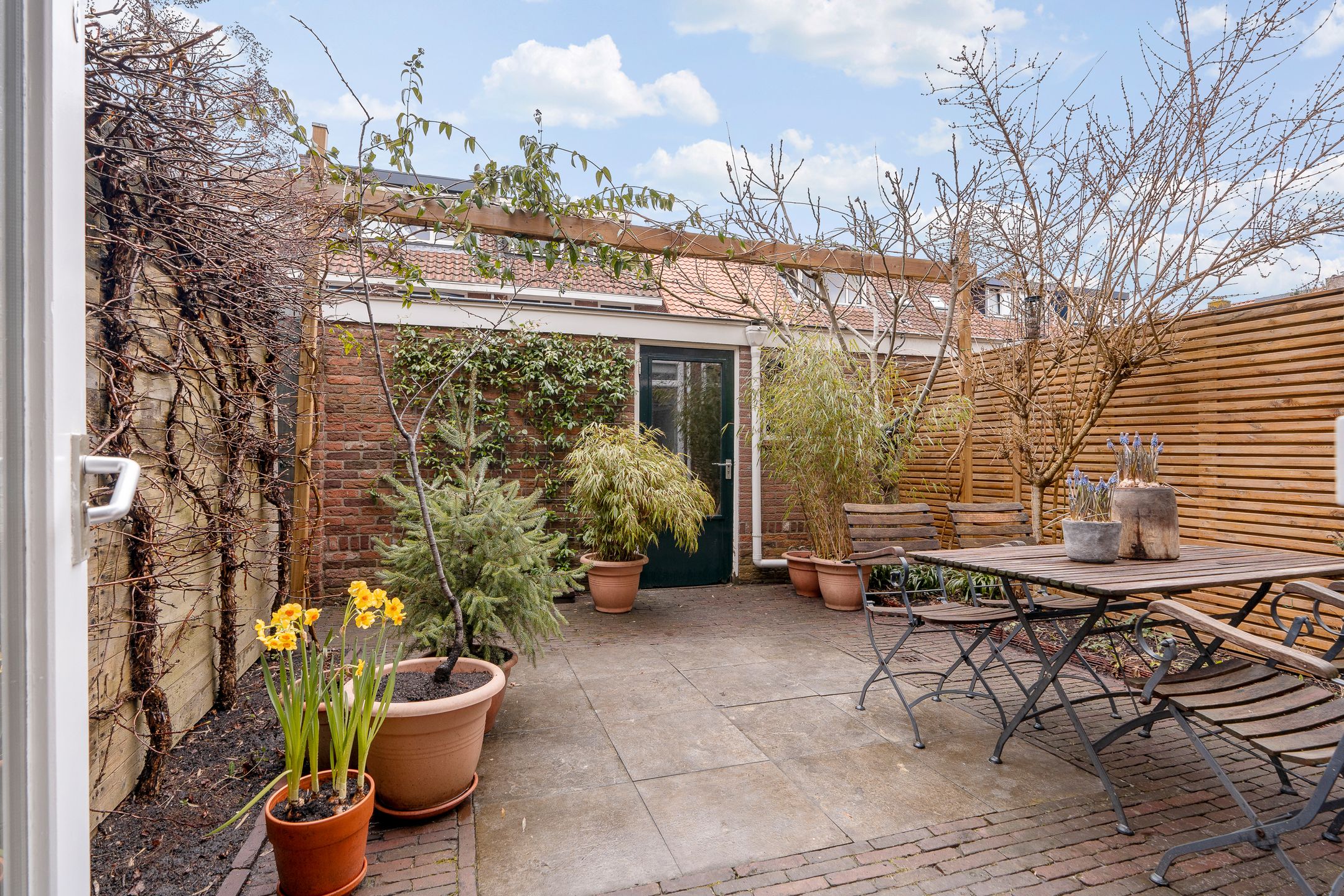 Photo 15 of De Ruijterstraat 26