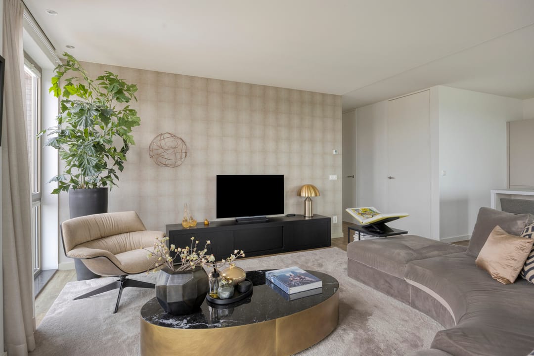 Photo 11 of Hofplein 84