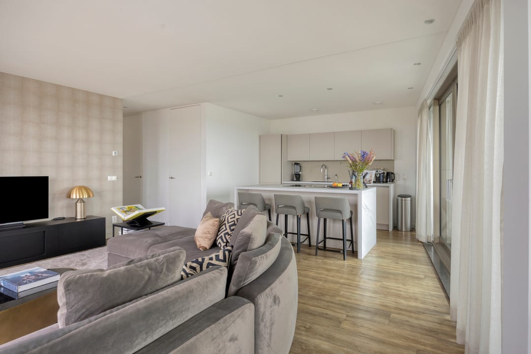 Photo 16 of Hofplein 84