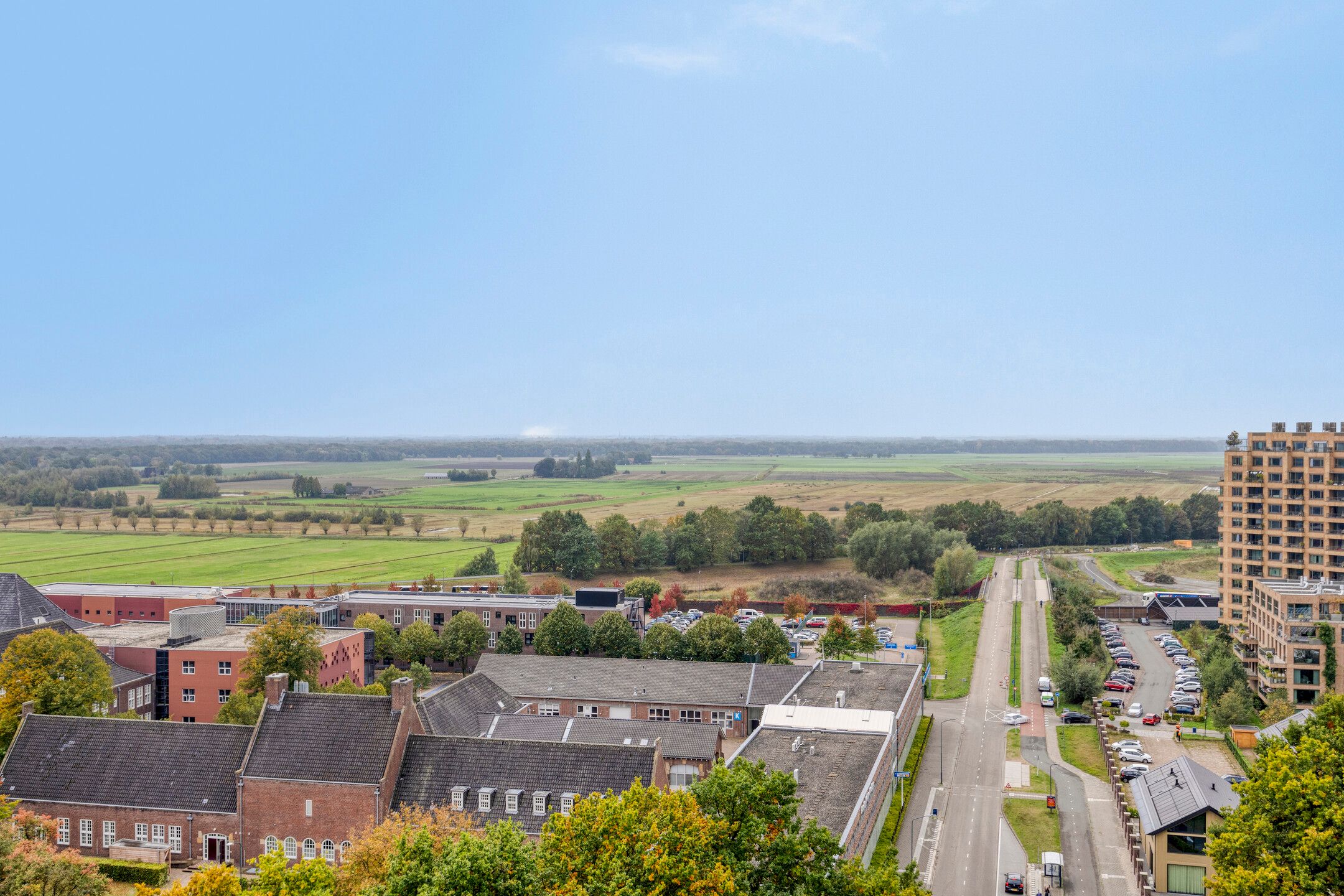 Photo 33 of Hofplein 84