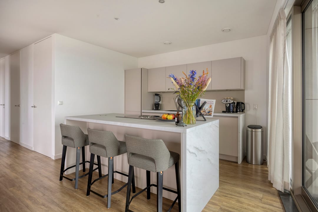 Photo 17 of Hofplein 84