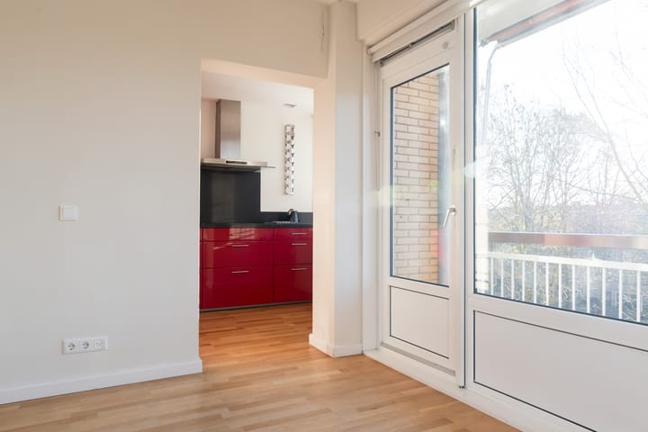 Foto 11 van Van Nijenrodeweg 630