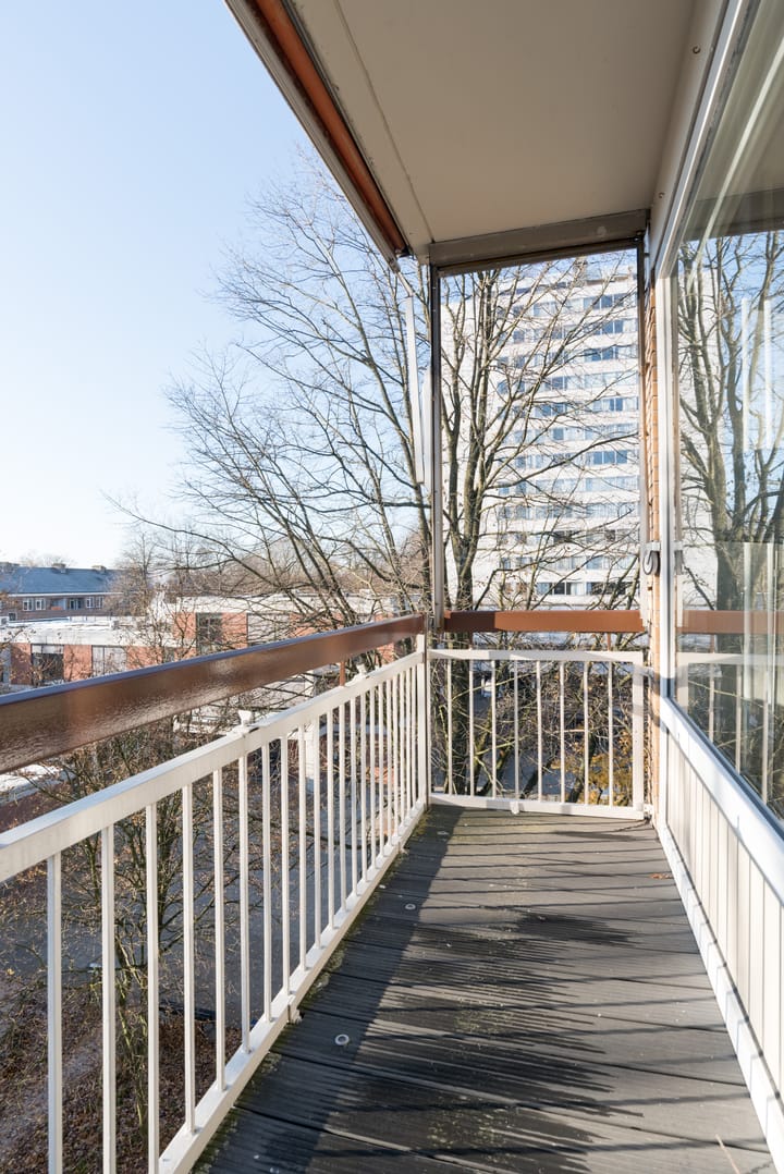 Foto 13 van Van Nijenrodeweg 630