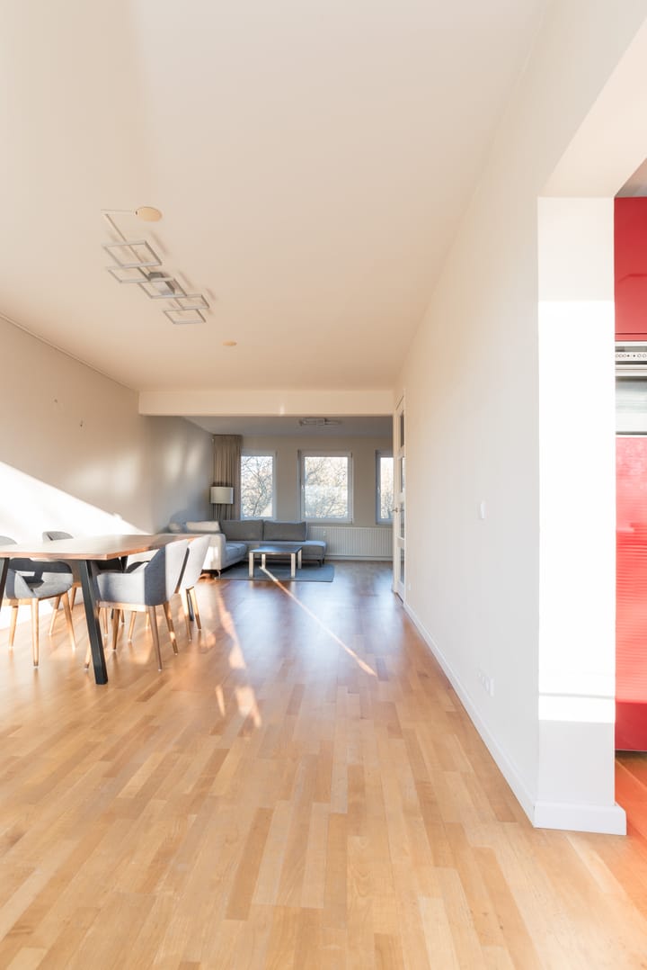 Foto 15 van Van Nijenrodeweg 630