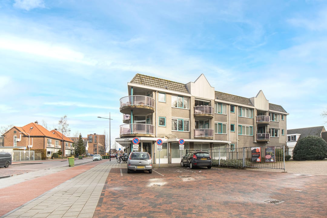 Foto 38 van Prins Bernhardlaan 28-04