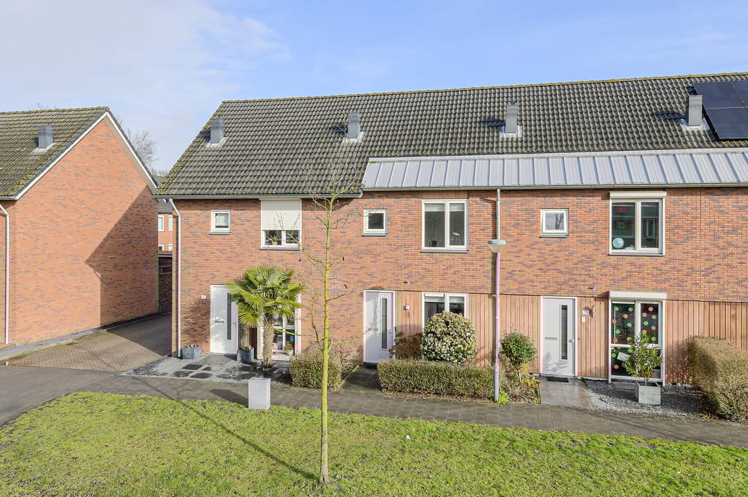 Photo 2 of Sterkenburg 13