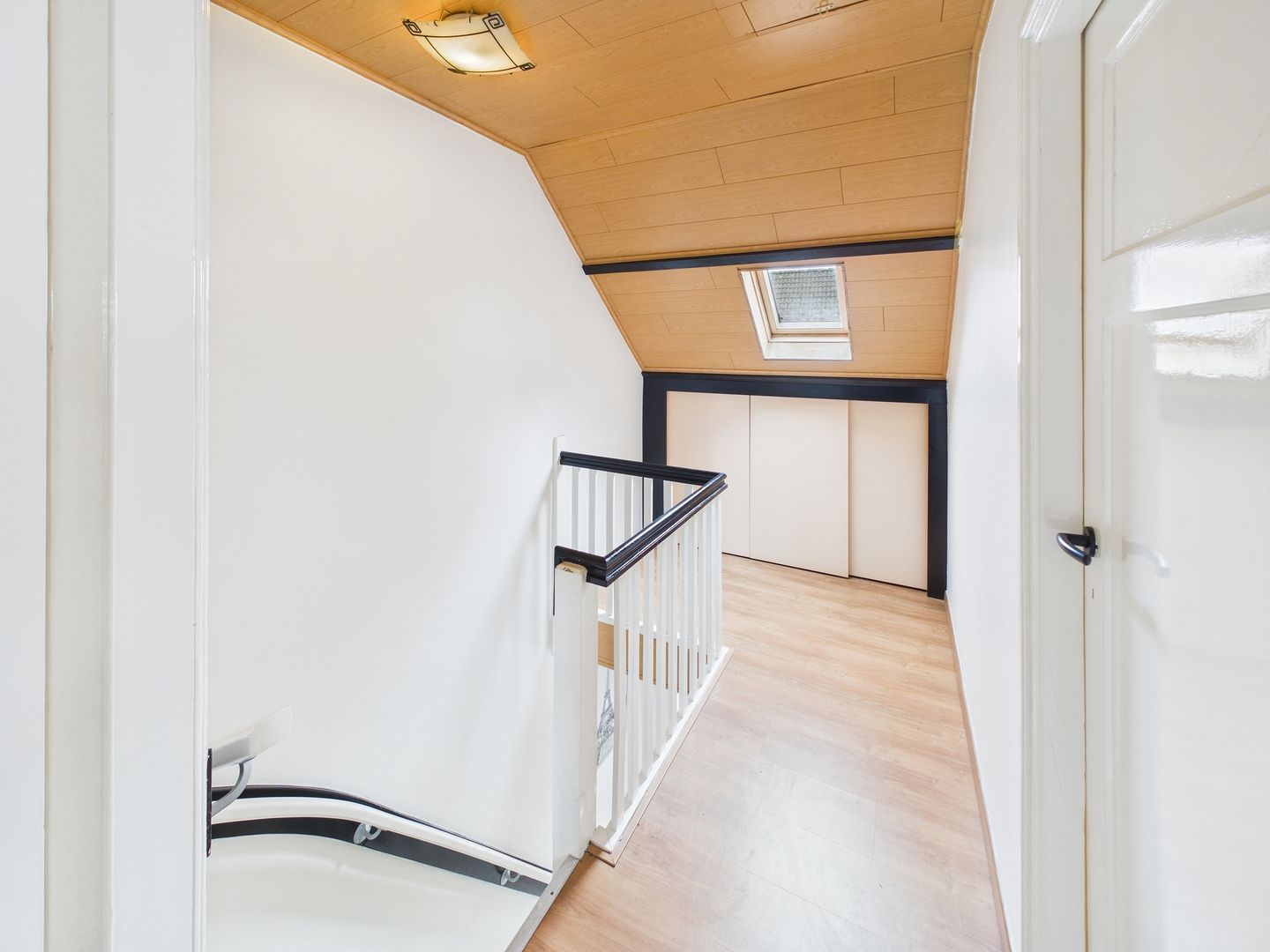 Photo 20 of Dorpsstraat 4