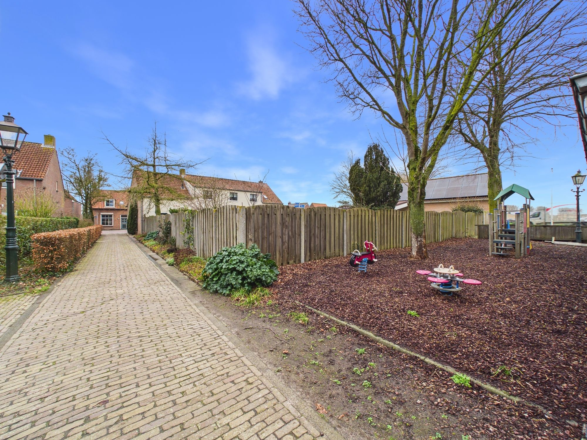 Photo 36 of Dorpsstraat 4