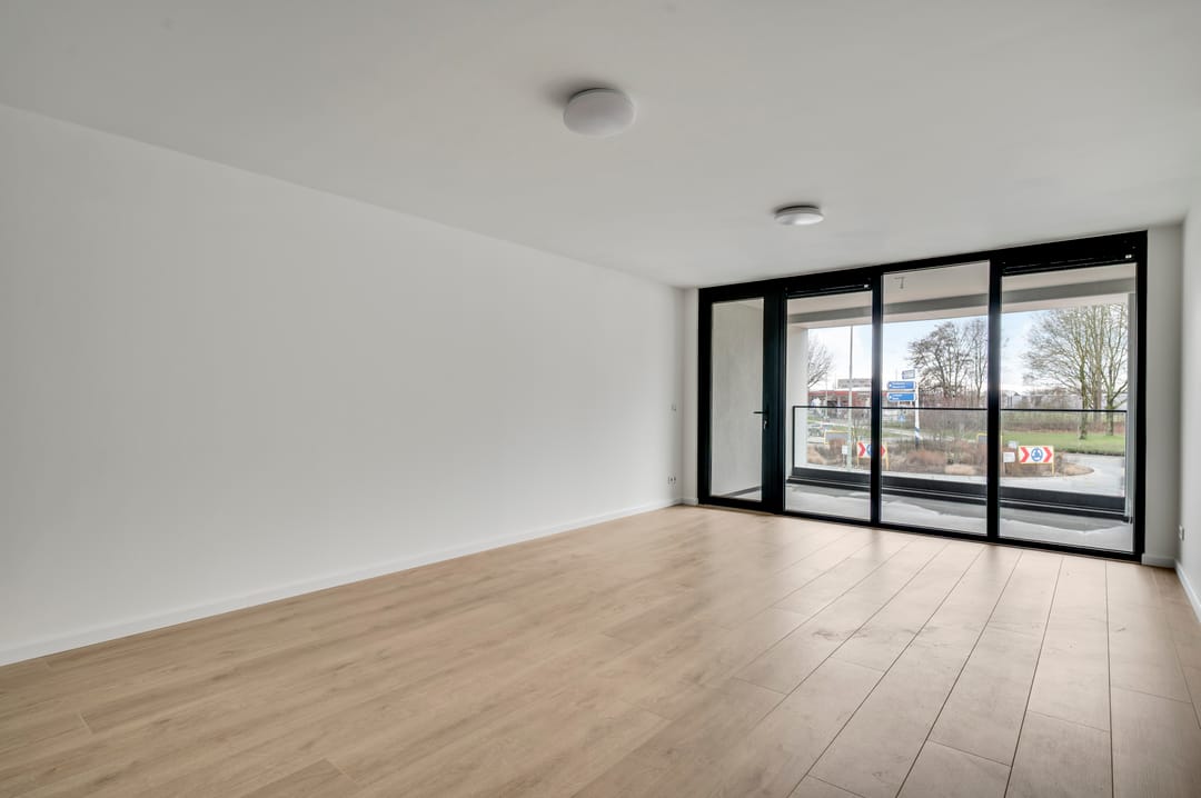 Foto 13 van Einighauserweg 15-E