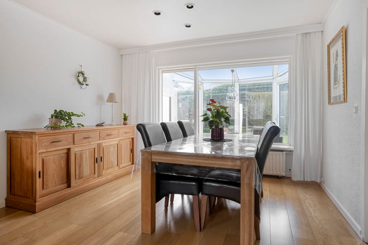 Foto 4 van van Middelhovenstraat 81