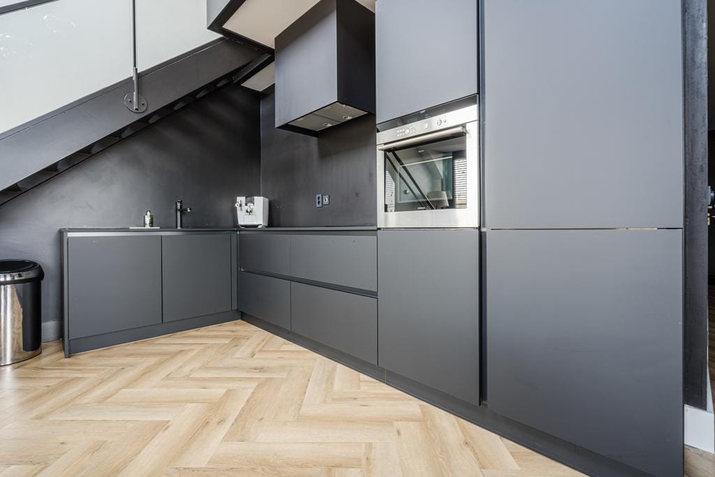 Photo 9 of Markendaalseweg 28-E2