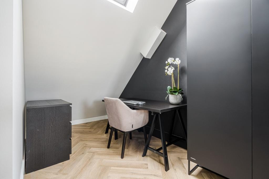 Photo 16 of Markendaalseweg 28-E2