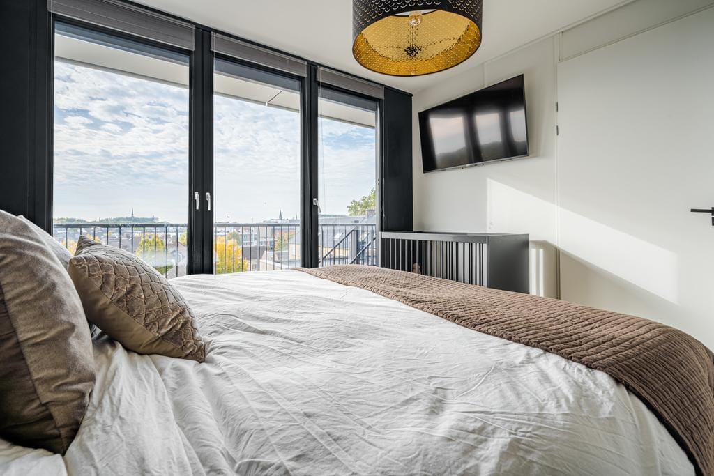 Photo 19 of Markendaalseweg 28-E2