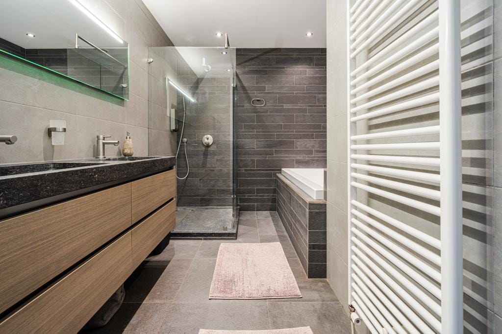 Photo 20 of Markendaalseweg 28-E2