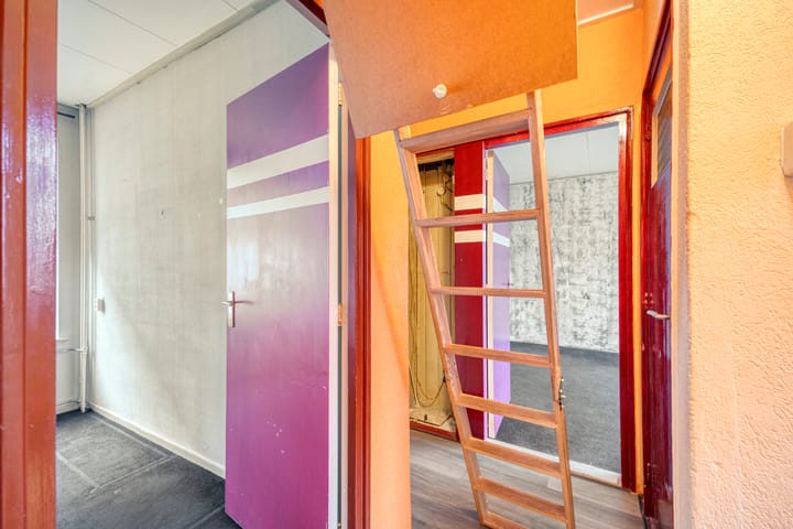 Photo 10 of W.H. Vliegenstraat 77