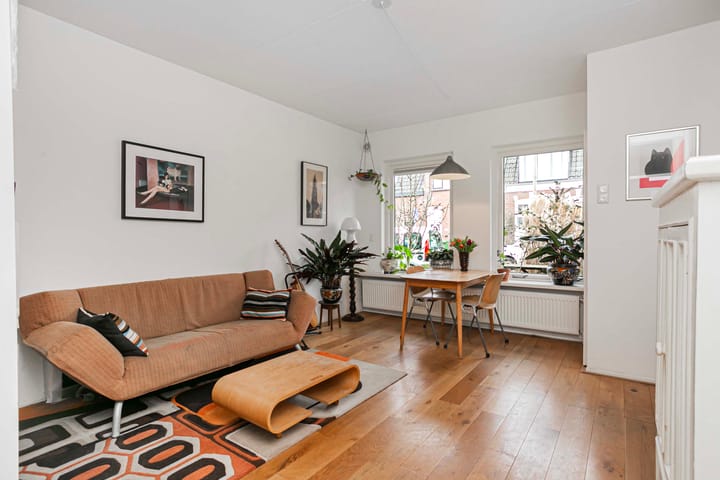 Photo 2 of Nicolaas Pienemanstraat 1-A