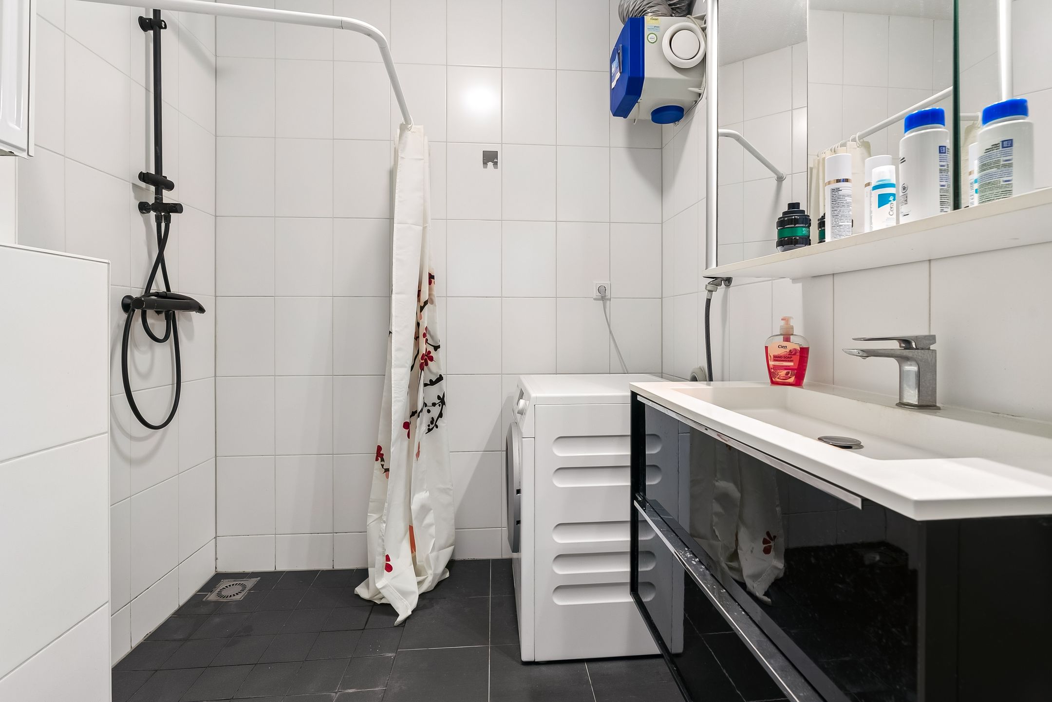 Photo 18 of Trojestraat 7