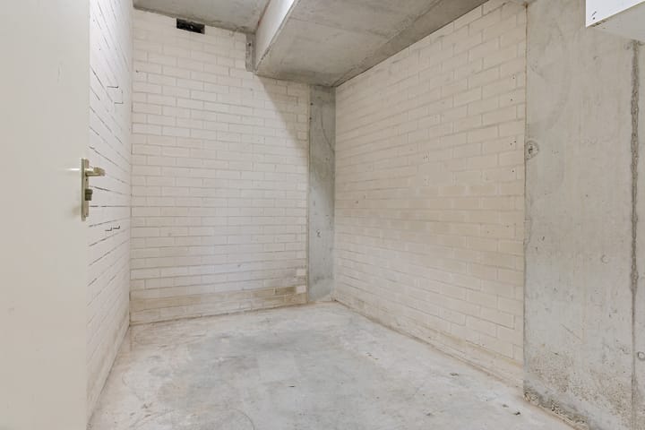 Foto 45 van Curiestraat 151