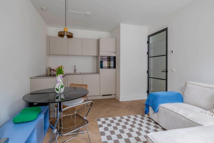 Photo 2 of Burgemeester Roosstraat 56-B01VR