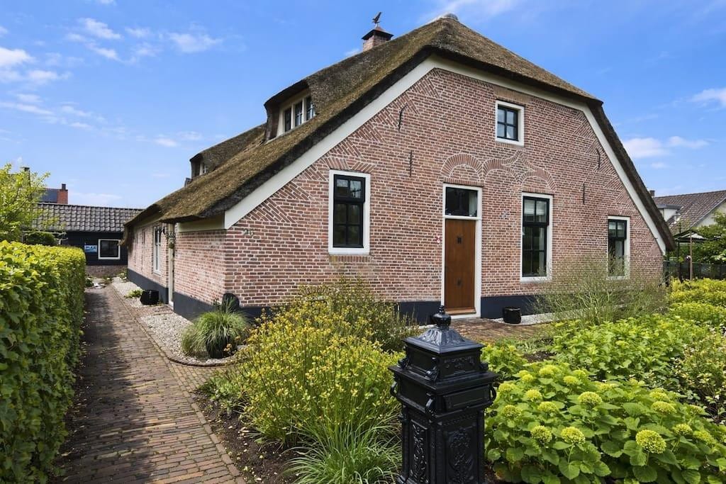 Vrijstaande woning aan De Laak 26, Lexmond