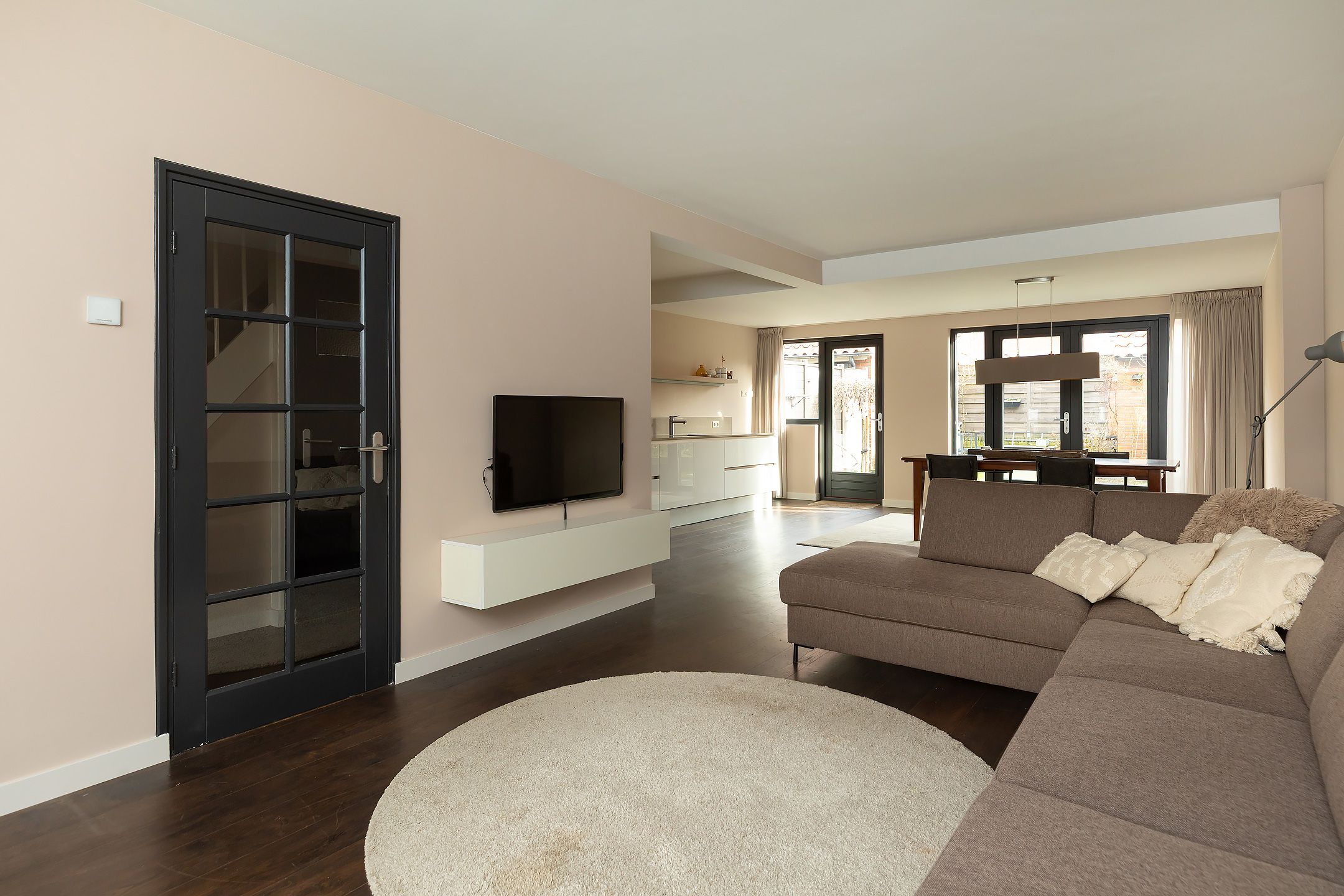 Photo 9 of Olivier van Noortstraat 8