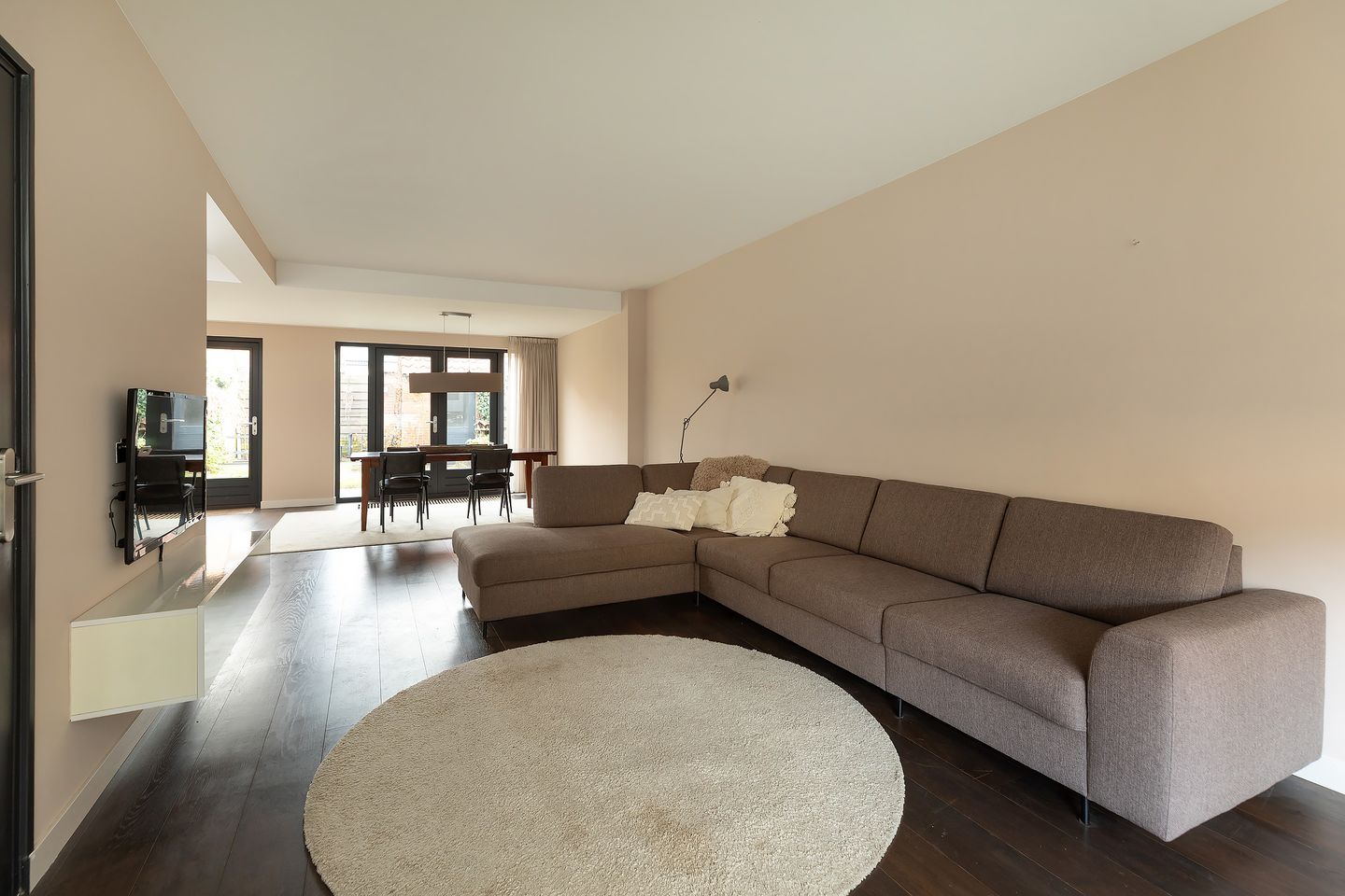 Photo 10 of Olivier van Noortstraat 8