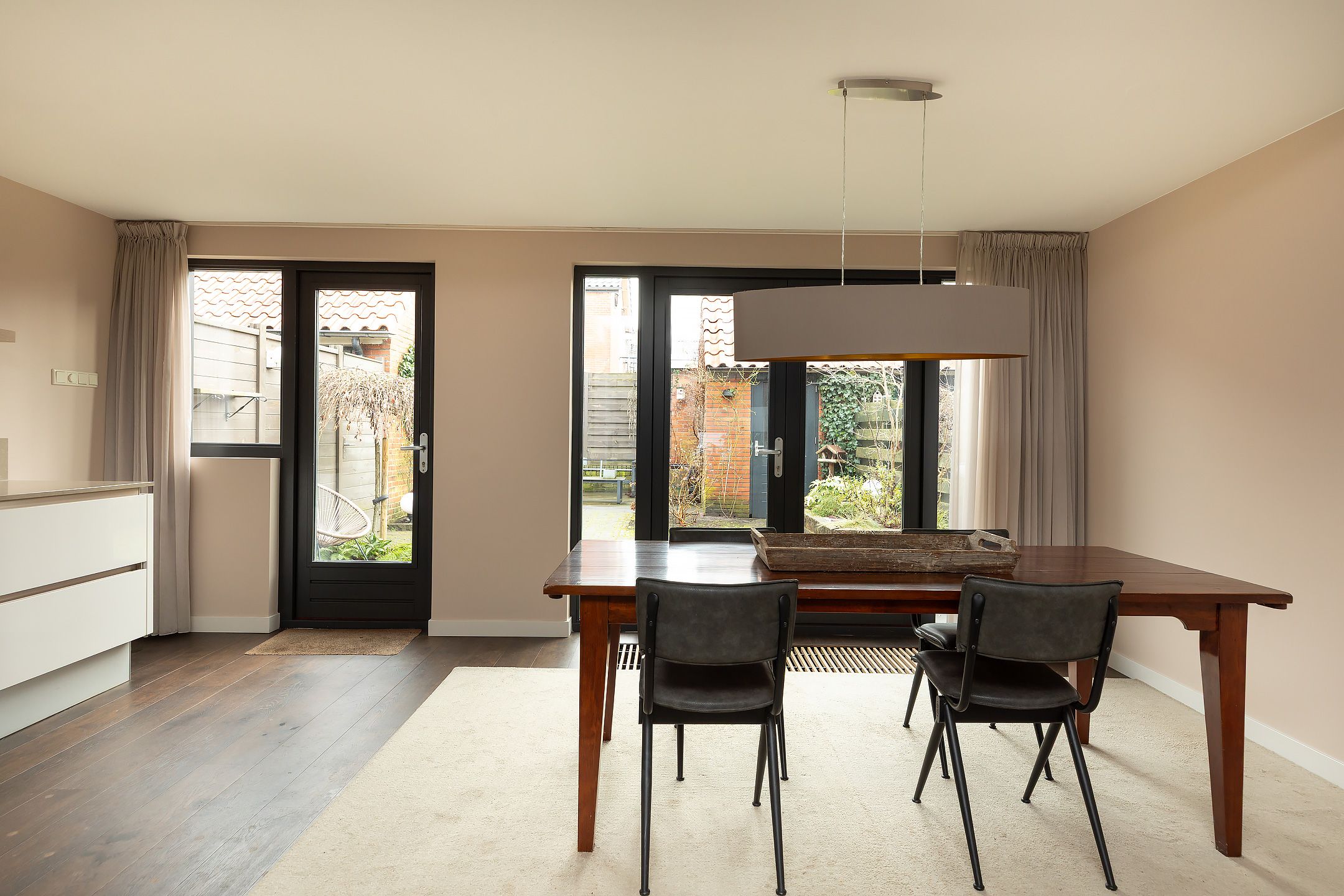 Photo 12 of Olivier van Noortstraat 8